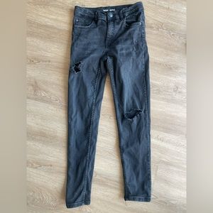 Zara Womens Black Jeans Skinny Fit Ripped Distressed Denim